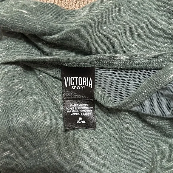 Victoria- tank top - Picture 3 of 3